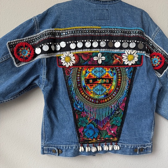 Kyama Handmade Levi's Embellished Vintage Denim Jacket Size M - Picture 4 of 7